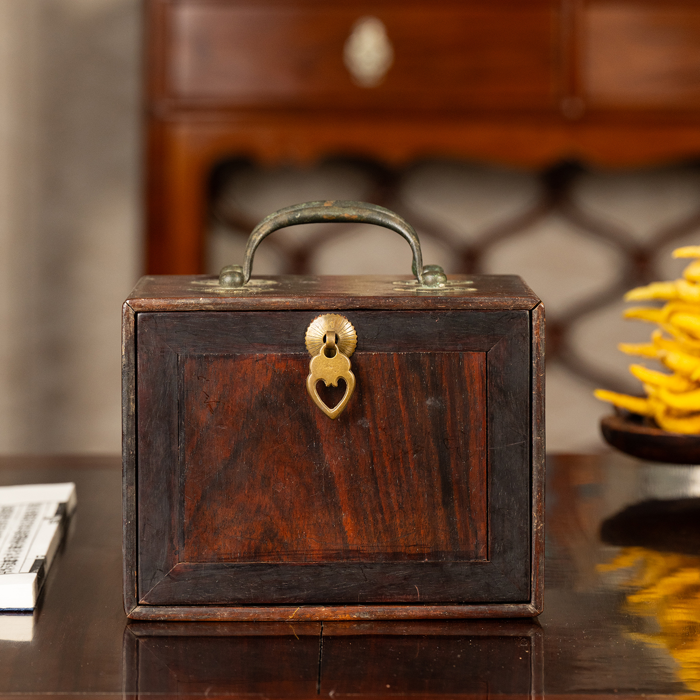 清代红木拉门式文房盒