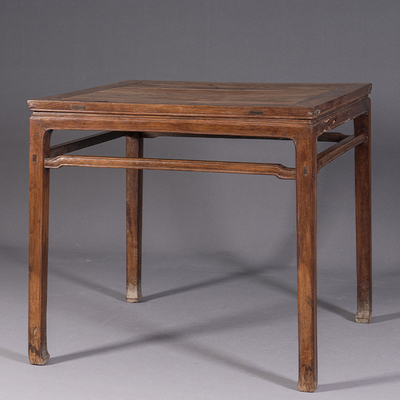 黄花梨束腰罗锅枨马蹄腿八仙桌