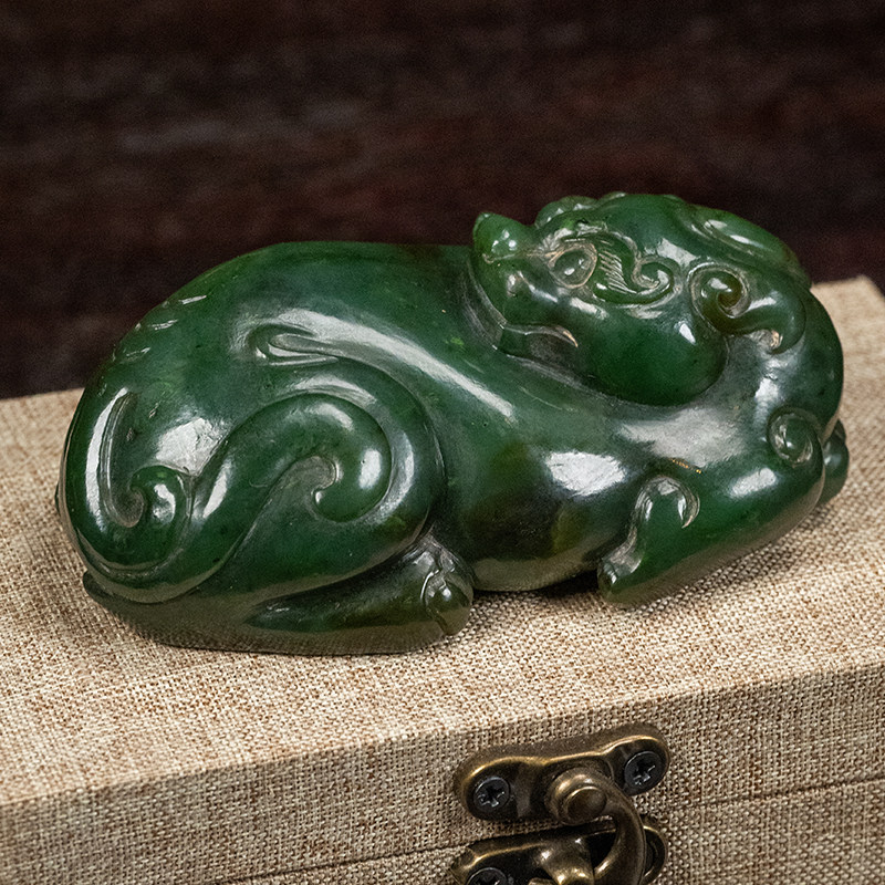 清代碧玉雕瑞兽把件老物件文玩古董玉器收藏真品碧玉摆件212.8g