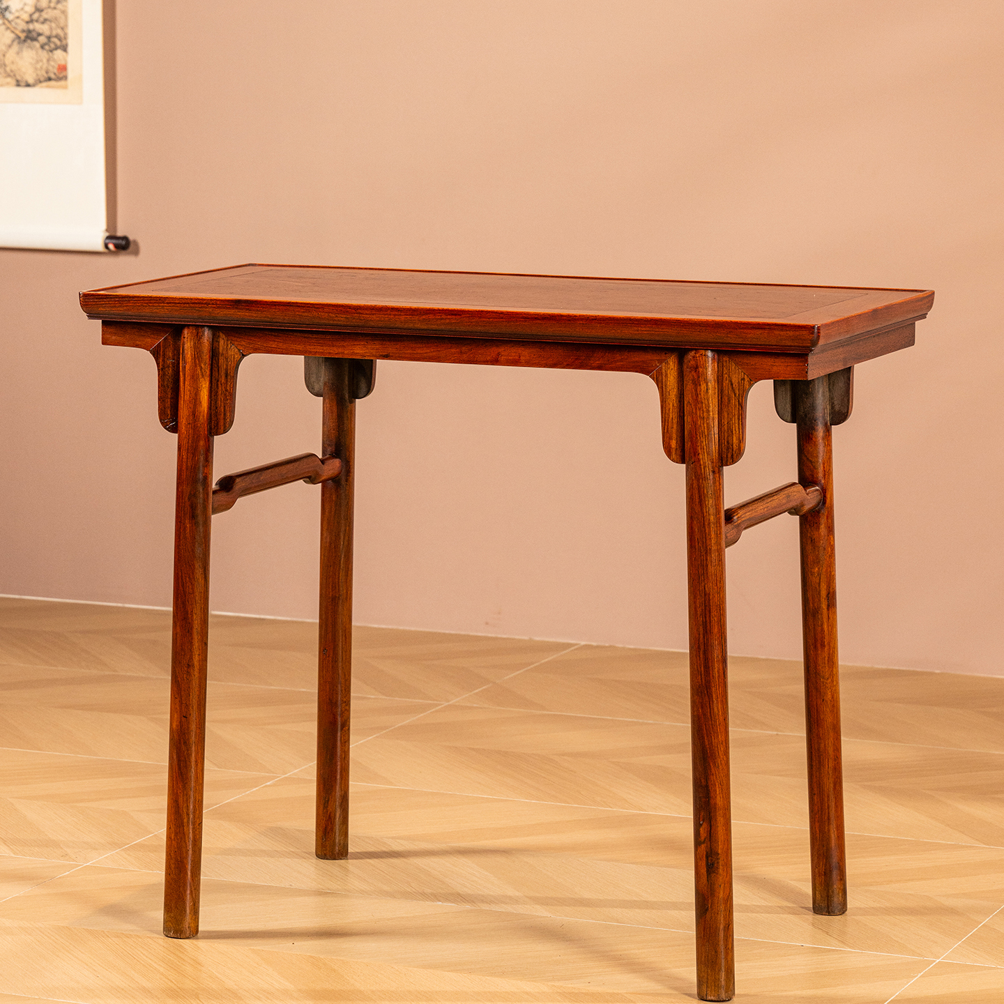 黄花梨镶瘿木夹头榫刀牙板平头案