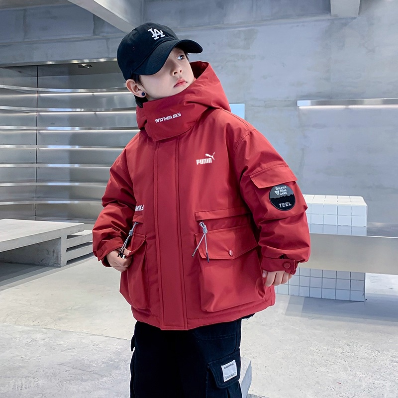 奥莱专柜男童红色新年工装羽绒服