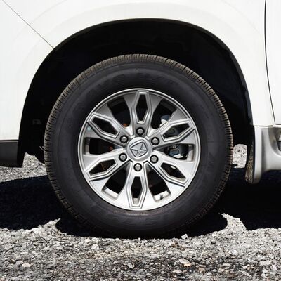 江铃驭胜S350轮毂盖车轮