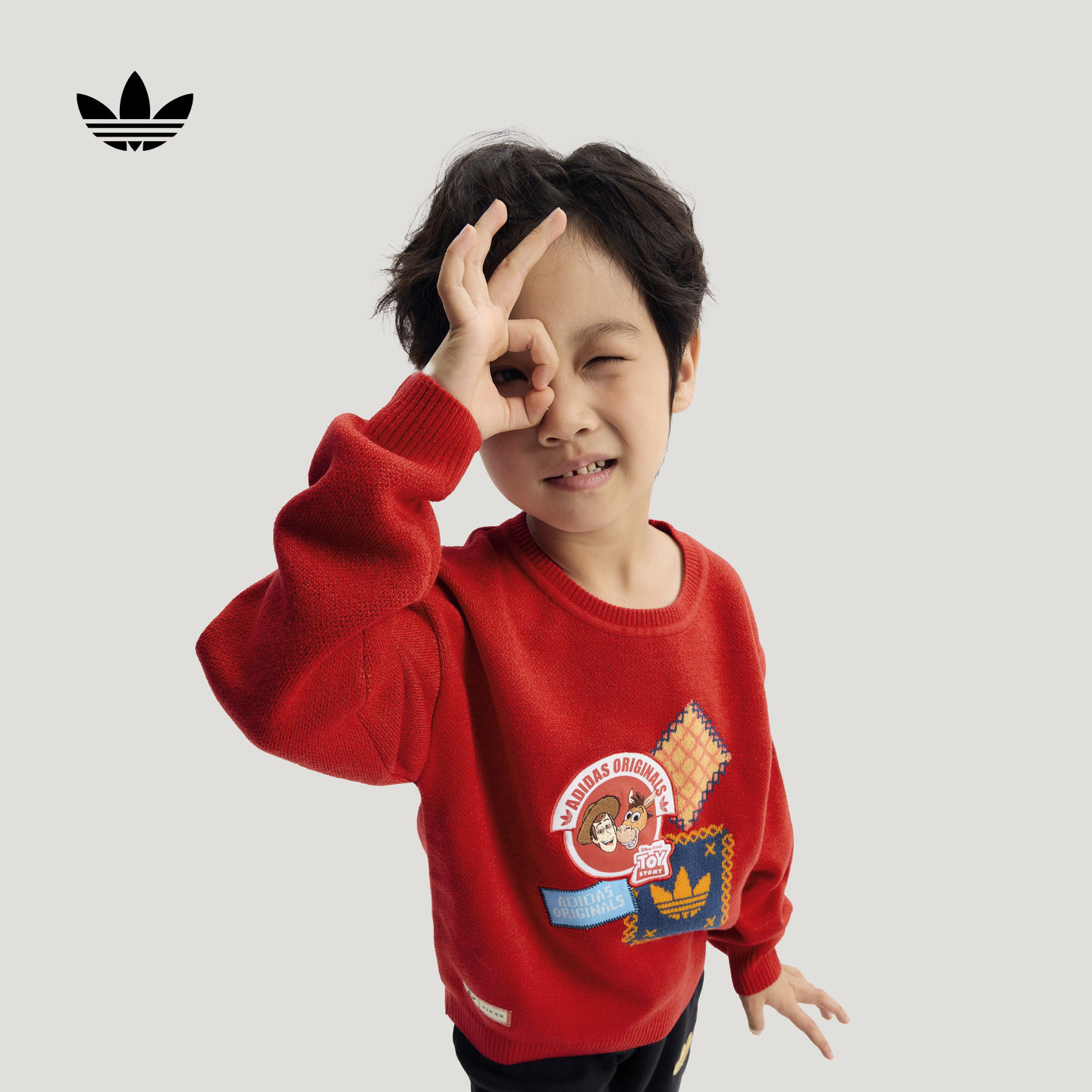 小童迪士尼玩具总动员联名宽松毛衣秋冬adidas阿迪达斯官方三叶草