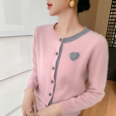 软糯亲肤山羊绒衫女士圆领针织