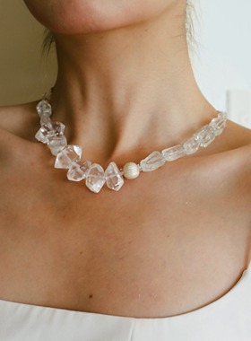 水晶原矿石颈链--礼物