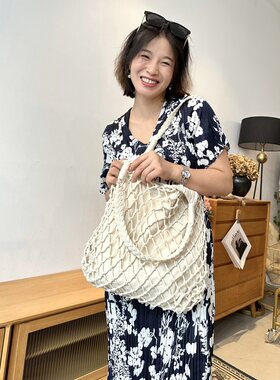 胖小妮的春天聚酯印花褶皱连衣裙