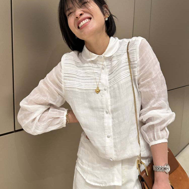 减龄~清新小浪漫 重工艺打条捏褶设计娃娃翻领宽松衬衫女苎麻上衣