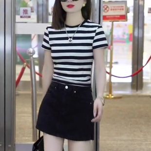 显瘦独特别致正肩上衣 欧洲站黑白条纹短袖 t恤女2025夏装 新款 修身