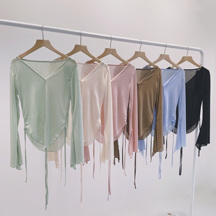 古典舞现代舞飘逸舞蹈服练功服古风喇叭袖中国舞基训演出服粉绿