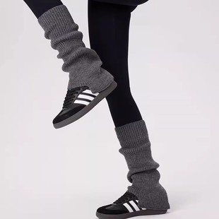 堆堆袜黑色加厚保暖袜子女秋冬季深灰色绵羊毛袜搭配勃肯鞋中筒袜