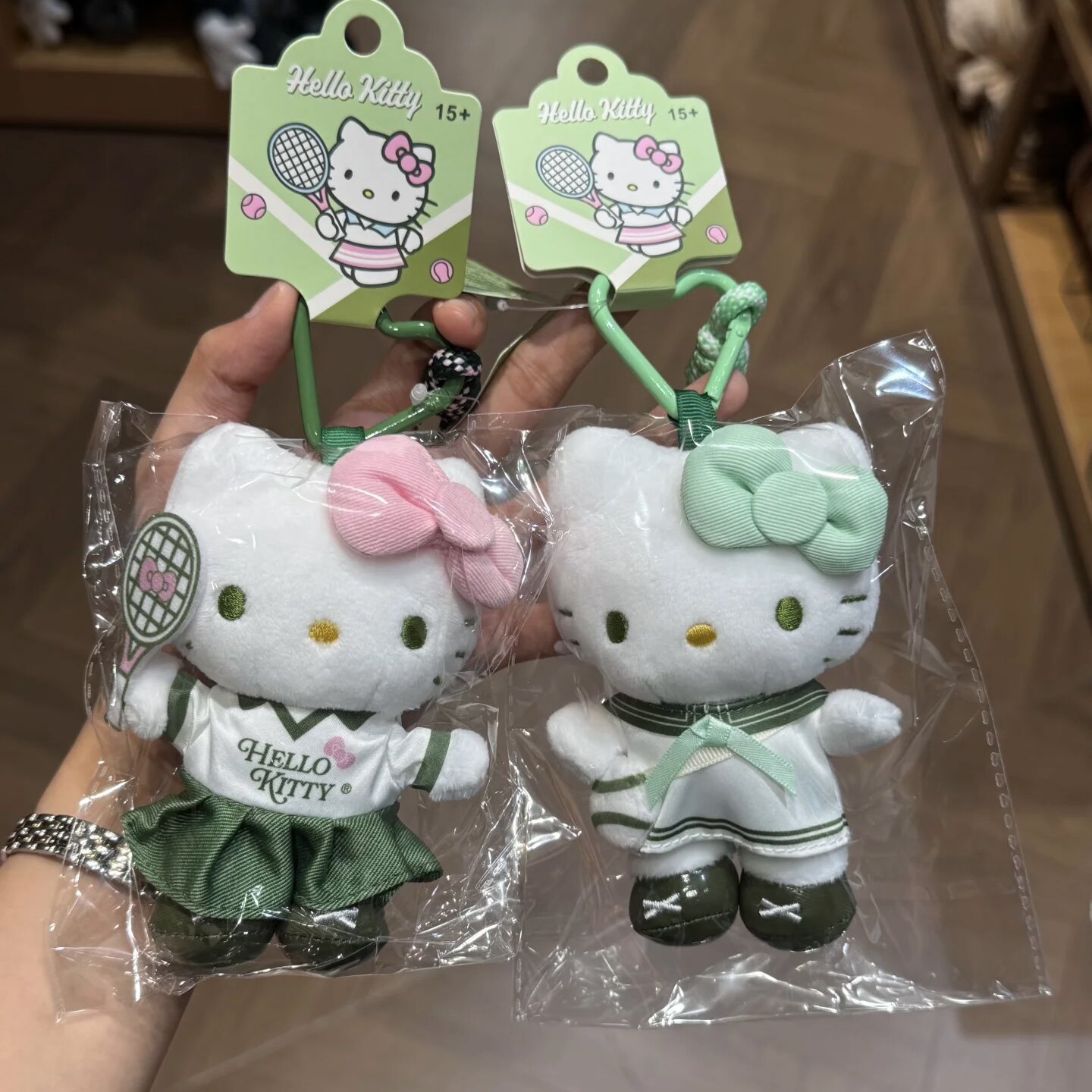 三丽鸥家族网球日记系列球拍站姿毛绒挂件 名创优品MINISO凯蒂猫