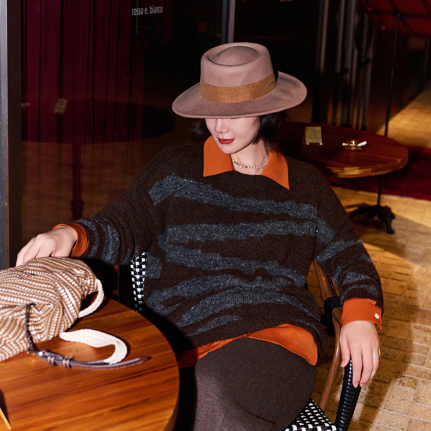 ACDY【都市栗人】时尚休闲毛衣女气质百搭显瘦长袖亮片针织衫