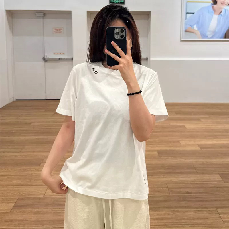 大厂订单！小眼睛精致logo女装短袖宽松简约纯棉T恤475526/477507