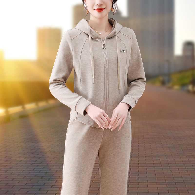 休闲套装女秋冬2025秋季新款连帽开衫时尚中年妈妈运动上衣1011r