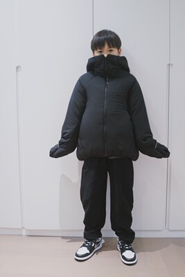 CROSSBUN 秋冬儿童装 超可爱保暖软糯黑色带帽厚棉衣 带手套 现货