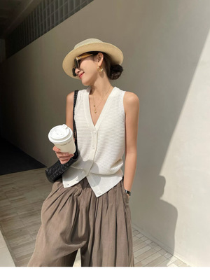 Mfive2026春夏新款韩版气质V领针织马甲背心女修身显瘦无袖上衣