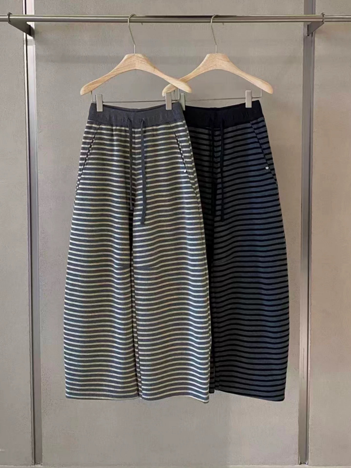 3R32025新款设计感高腰显瘦加厚加绒条纹阔腿裤女休闲直筒裤长裤