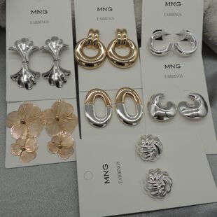 新款 百搭气质质感原单光面实心豆豆耳钉ZA3 青岛欧美时尚