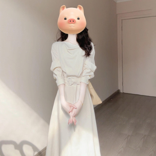 法式高级感荡领连衣裙子女早春2026新款气质绝美漂亮收腰显瘦长裙