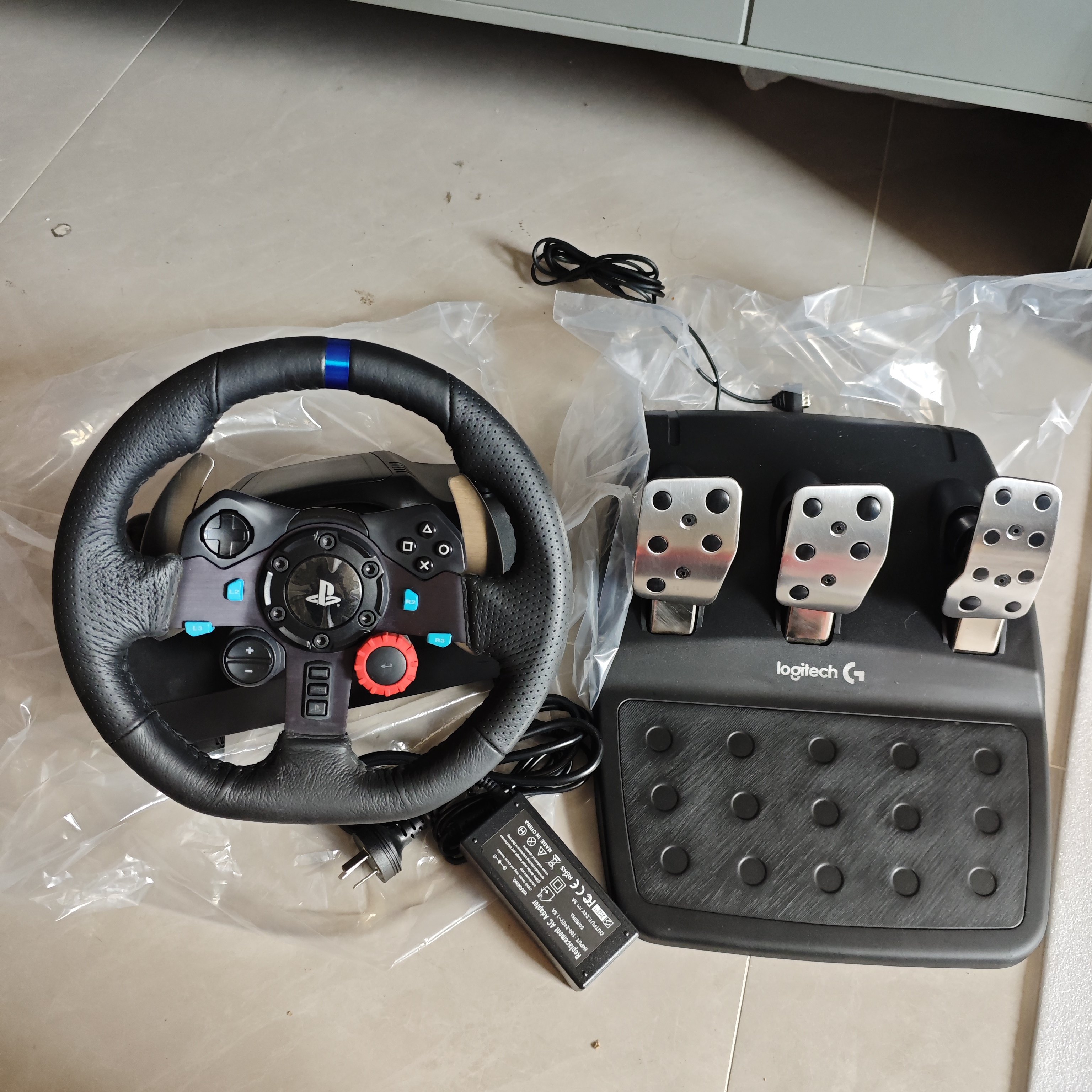 罗技G29游戏方向盘汽车模拟器带力反馈支持PC PS4 5 GT7 地平线