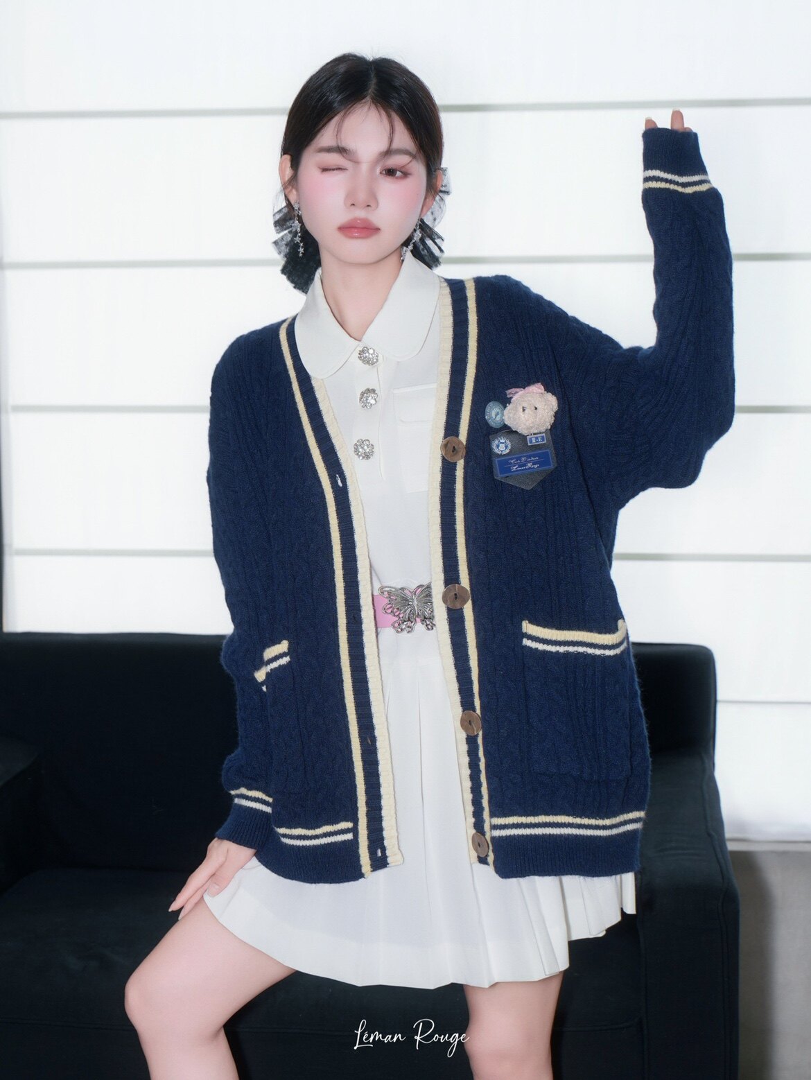 Lemen Rouge 学院⻛海军蓝毛衣外套