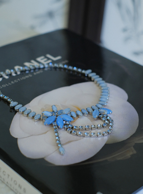 vintage toccata Weiss 蓝色 花卉 琉璃 项链