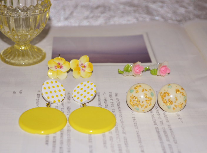 vintage 40年代 art deco 古典艺术  浅黄色 大圈波点 耳针 耳夹