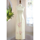 茧玥高端手工定制 旗袍 修身 2026春夏新品 浅色桑蚕丝正绢改良时尚