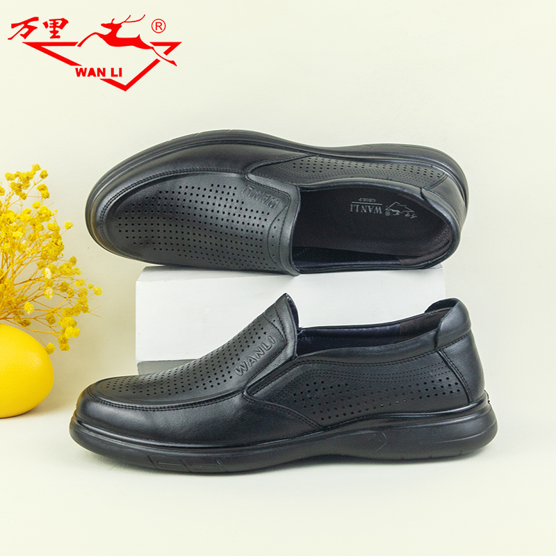 万里商务休闲镂空凉皮鞋