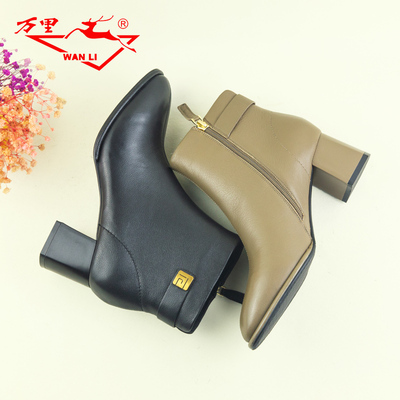 万里简约轻奢牛皮革粗跟真皮