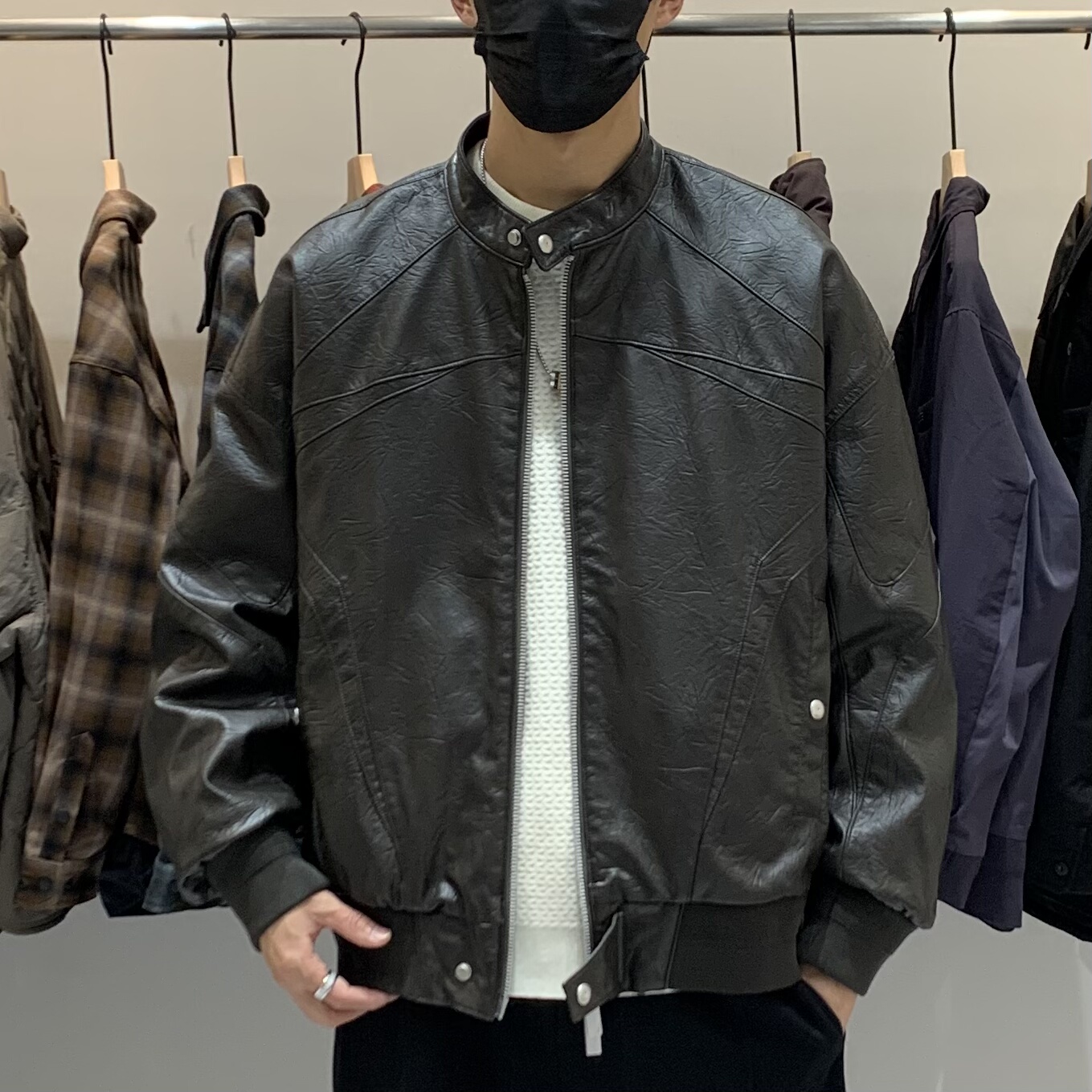 冬季韩版男立领PU皮羽绒服百搭潮流日系暗纹机车痞帅高级感羽绒衣