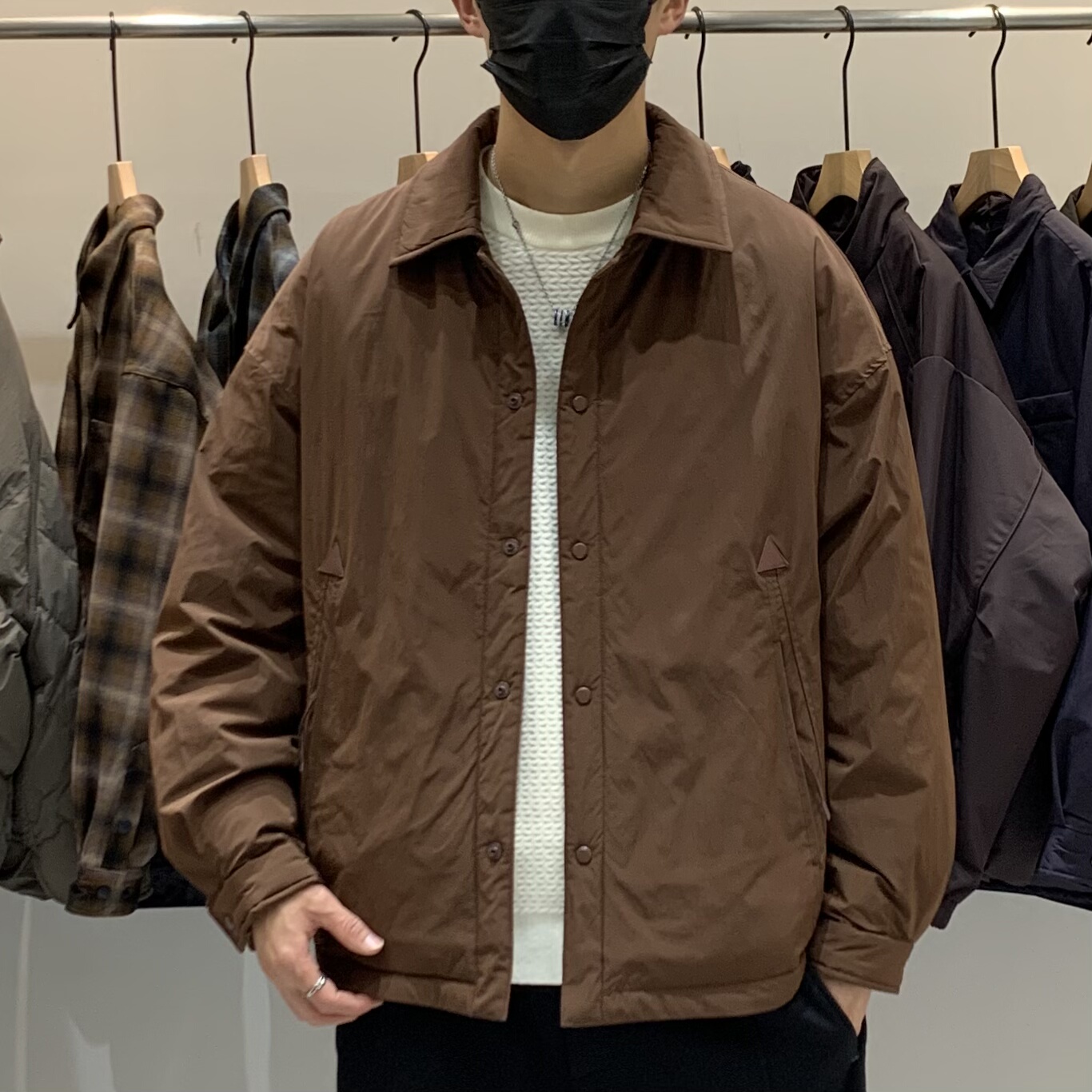 冬季男士翻领轻薄羽绒服百搭潮流美式复古时尚简约痞帅保暖羽绒衣