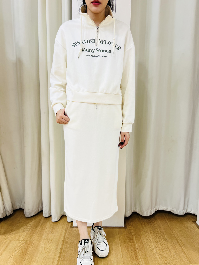 i+now2025年 春季新品立领拉链卫衣抽绳休闲感半身裙女后开叉套装