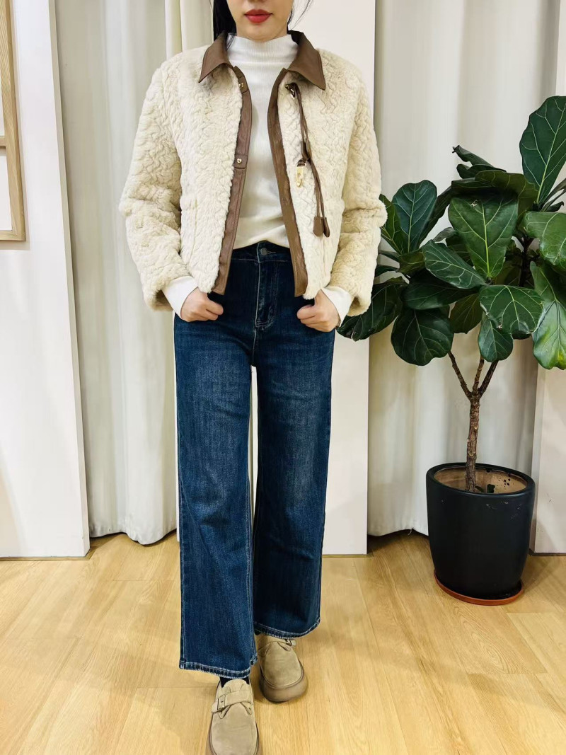 i+now品牌复古浅色毛绒拼接外套女2025年冬季新款加厚保暖夹克