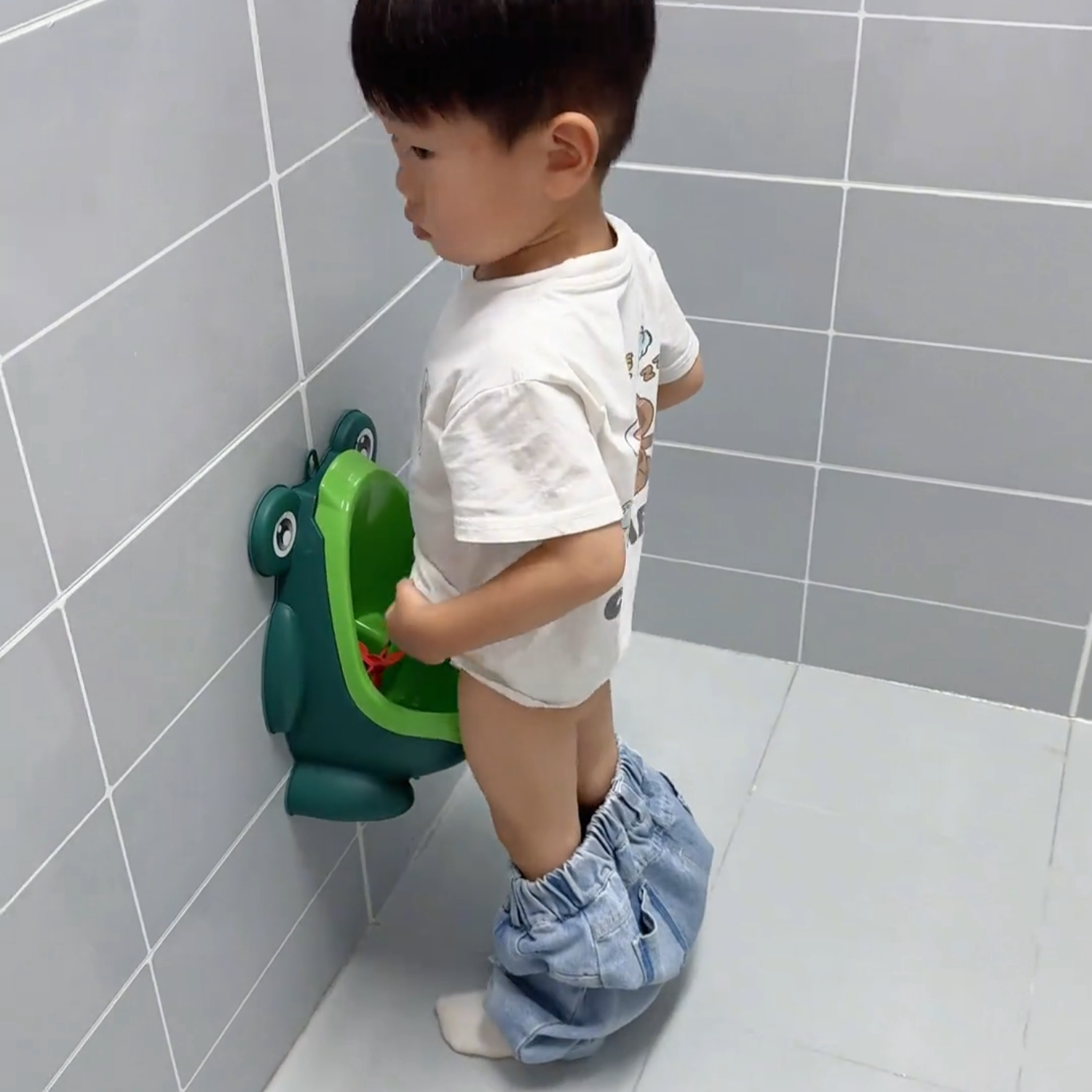 青蛙男宝宝家用尿盆男孩儿童幼儿厕所马桶小便池挂墙如厕尿尿神器
