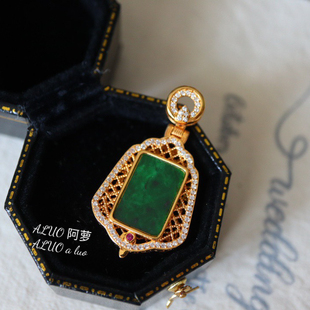 天然翡翠干青香囊吊坠辣绿翡翠干青无事牌银镀金镶嵌原创设计饰品