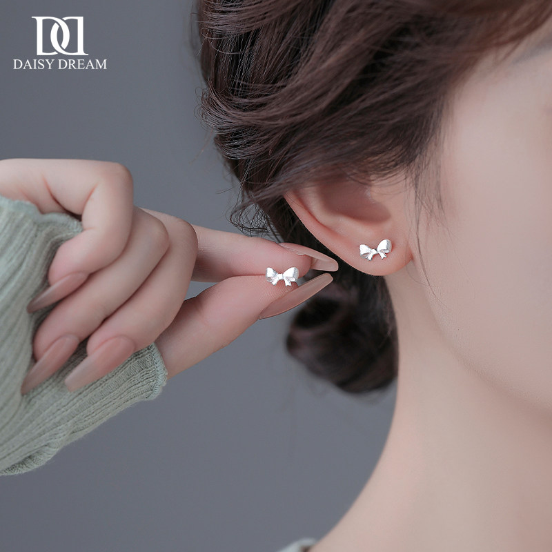 999纯银针拉丝蝴蝶结耳钉女气质甜美高级耳环2026新款养耳洞耳饰