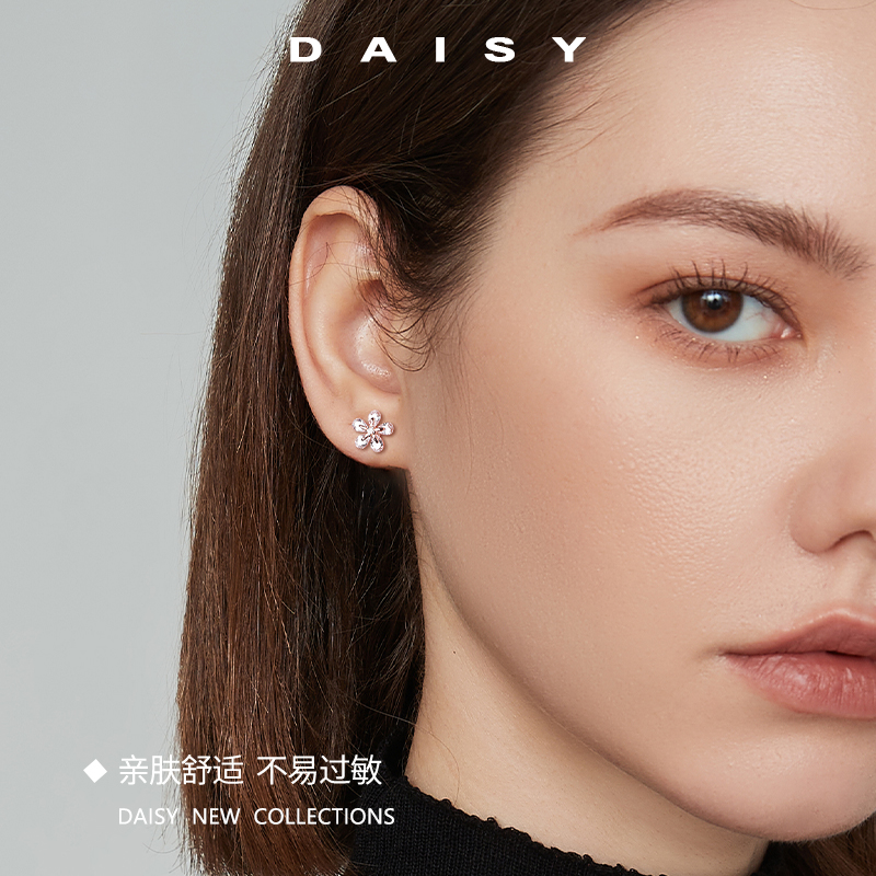 999纯银超闪花朵耳钉时尚气质