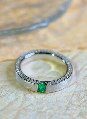 星赞轻奢珠宝925银镶约0.146克拉天然祖母绿戒指老钱风拉丝戒指