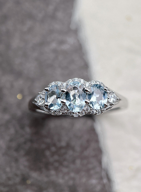 星赞S925纯银镀金约0.38克拉天然海蓝宝戒指椭圆三石高级轻奢简约