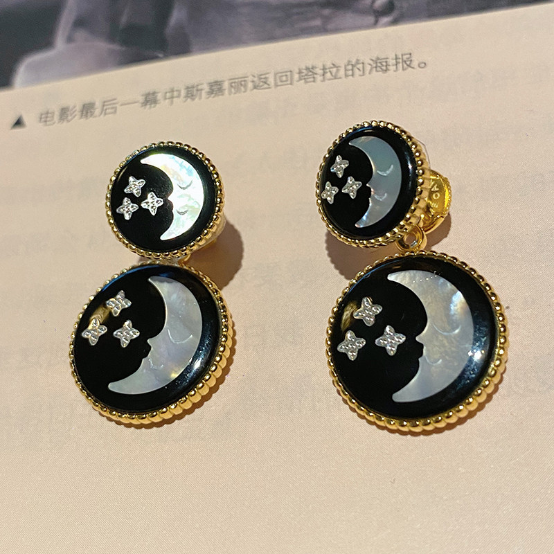 重工日月星辰贝母玛瑙耳环