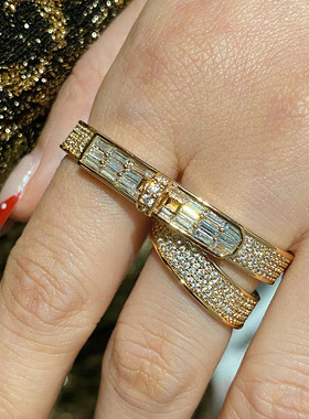 重工精致镶嵌锆石双指环戒指