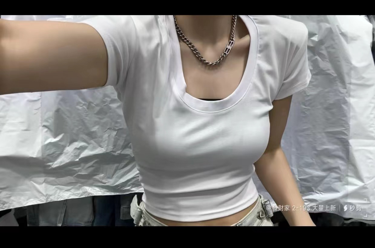 U领短款短袖t恤女2025新款垫肩高腰紧身显瘦chic上衣甜辣纯色小T