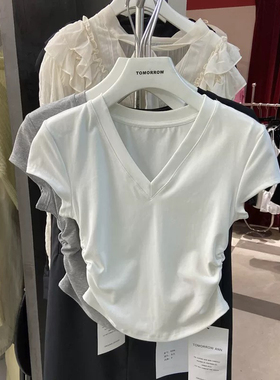 夏季2025新款v领修身显瘦白色t恤女短袖辣妹短款褶皱正肩上衣小衫