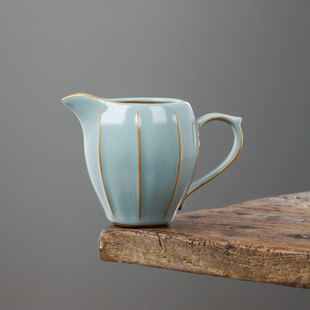 天青汝窑瓜棱陶瓷公道杯2025新款分茶器泡茶杯高端茶海茶具配件