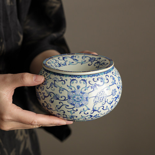 青花缠枝莲汝窑陶瓷烟灰缸