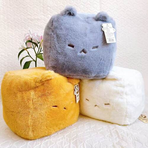 网红霉豆腐猫咪毛绒玩具