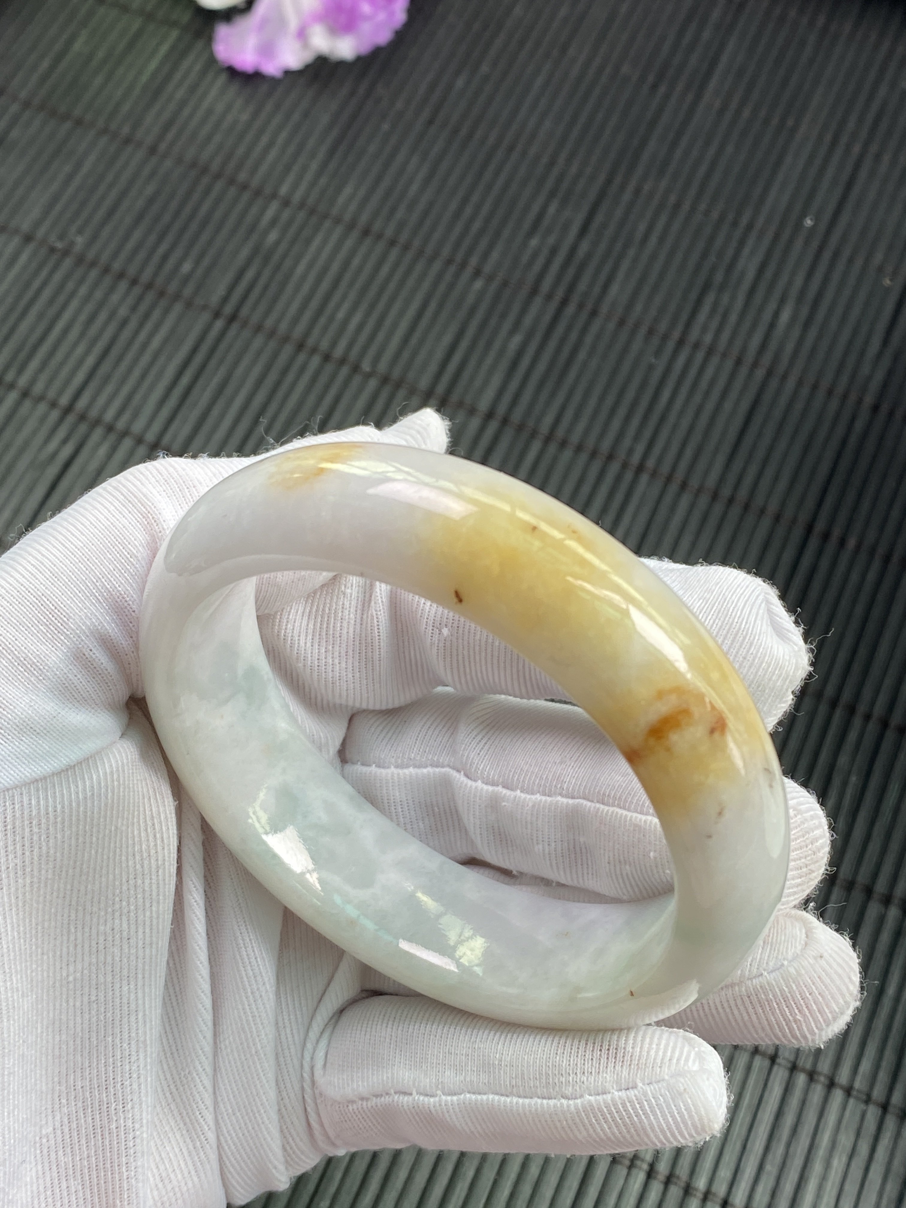 56正圈 天然A货翡翠黄翡飘花手镯掌宽72mm左右戴 证书编号0216
