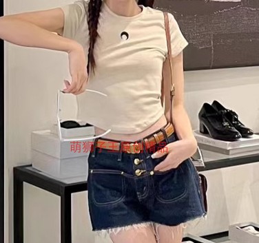 下摆弧形！ 月亮刺绣短袖女显瘦紧身弹力夏季短款上衣T恤