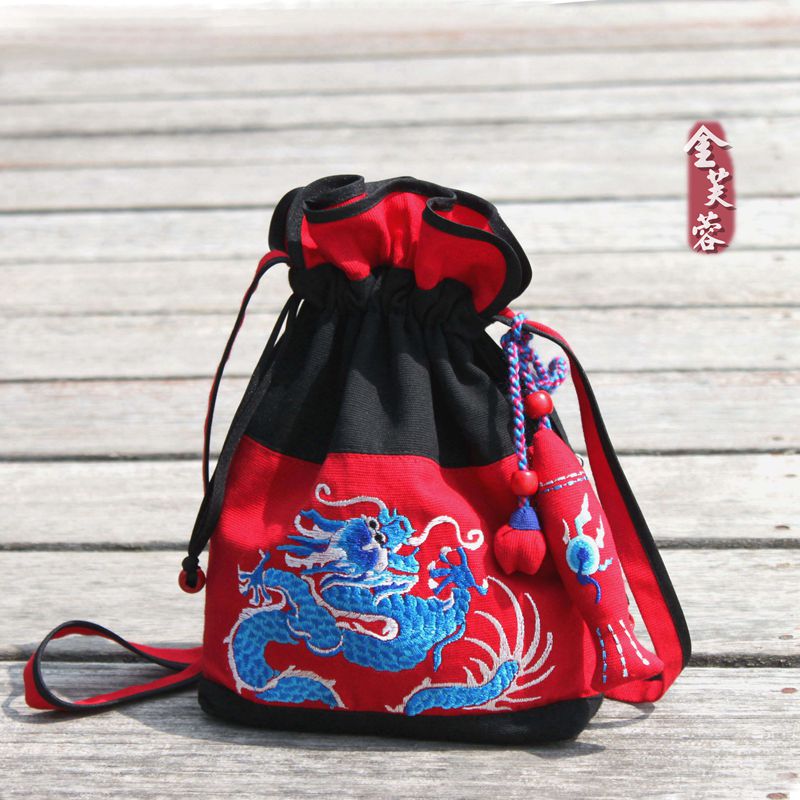 刺绣鱼钱手机包交友送礼手工布艺